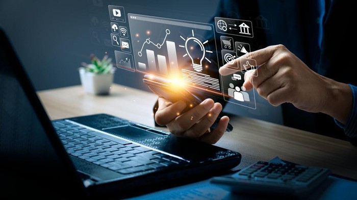 Tren Bisnis Digital 2025: Peluang Besar di Era Ekonomi Berbasis Teknologi